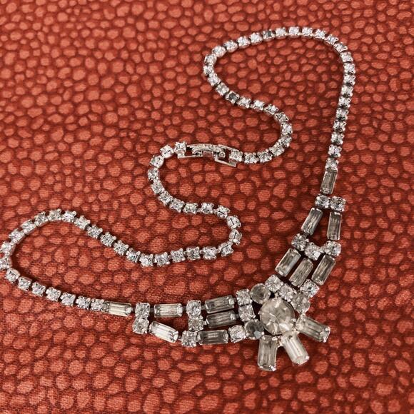 VTG Mid Century Rhinestone Necklace Baguette Crystal Silver Tone 1950s Jewelry - Picture 4 of 12